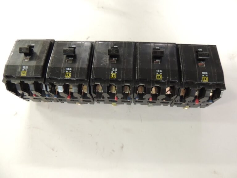 Square D QOB320 Bolt-On Circuit Breakers — 20A, 3-Pole, 240V, 10 kAIC — Lot of 5
