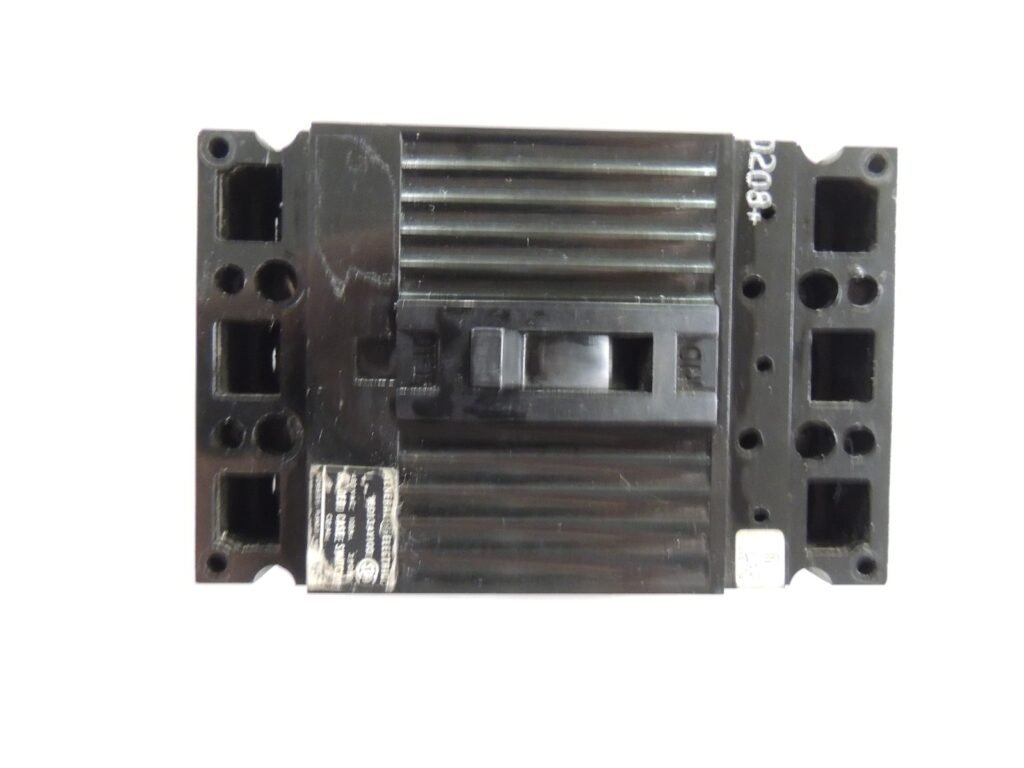 GE TED134Y100 Molded Case Switch — 100A, 3-Pole, 480V (Switch Only, No Trip Unit)