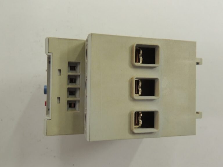 Allen-Bradley 193-EEGE E1 Plus Solid-State Overload Relay — 18–90A, Series A